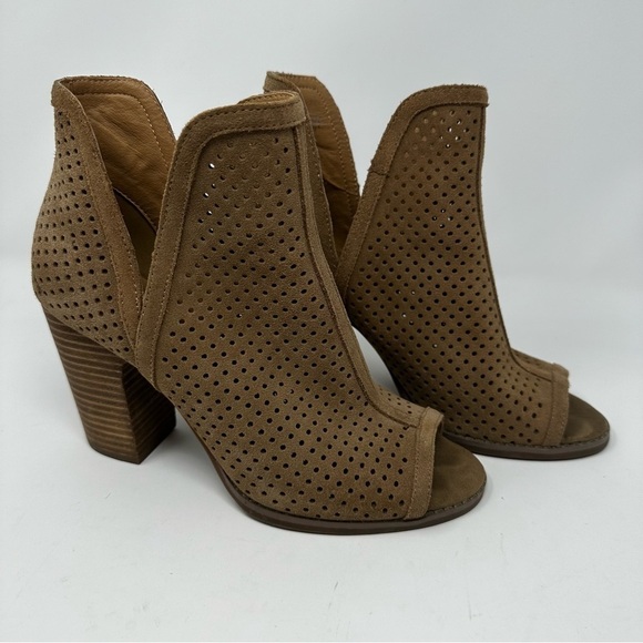 Lucky Brand  Larise Peep Toe Shoe Sesame Size 9 Womens - Picture 1 of 12